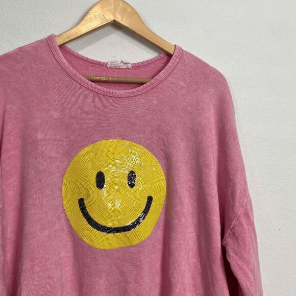 Fantastic Fawn Pink Distressed Sequin Smiley Face Sweatshirt Women's Size Small - Picture 2 of 6